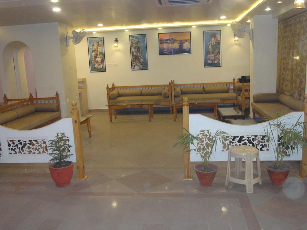 Hotel Banaras Haveli Βαρανάσι Εξωτερικό φωτογραφία